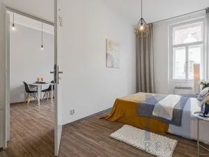 Pronájem bytu 2+kk, Praha - Nusle, Jaromírova, 42 m2