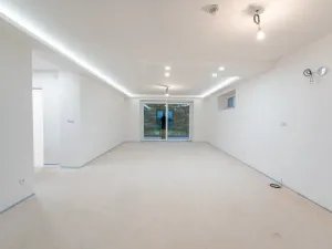 Prodej rodinného domu, Sluhy, 232 m2