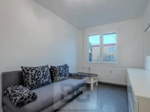 Pronájem bytu 2+1, Plzeň, Hodonínská, 31 m2