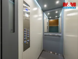 Prodej bytu 1+1, Tachov, Bělojarská, 35 m2