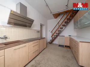 Prodej pozemku pro bydlení, Lobodice, 1643 m2