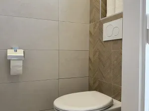 Pronájem bytu 2+kk, Praha - Vinohrady, Šrobárova, 49 m2