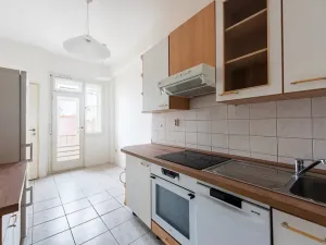 Pronájem bytu 3+1, Praha - Karlín, Sokolovská, 104 m2