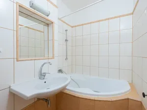 Pronájem bytu 3+1, Praha - Karlín, Sokolovská, 104 m2