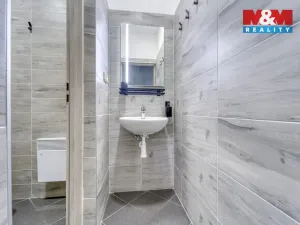 Prodej výrobních prostor, Stružná, 216 m2