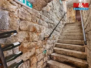 Prodej obchodního prostoru, Jablonec nad Nisou, Komenského, 600 m2