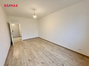 Prodej bytu 2+kk, Praha - Dolní Počernice, Černodolská, 64 m2