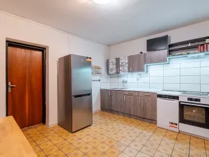 Prodej vícegeneračního domu, Ostopovice, U Kaple, 450 m2