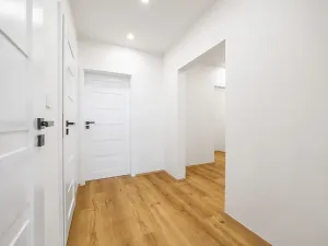 Prodej bytu 3+1, Praha - Černý Most, Vybíralova, 79 m2