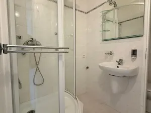 Pronájem bytu 1+1, Hradec Králové, třída Edvarda Beneše, 41 m2