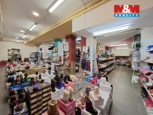 Pronájem obchodního prostoru, Ostrov, Hlavní třída, 600 m2