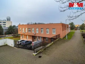 Pronájem komerční nemovitosti, Ústí nad Labem - Severní Terasa, Šrámkova, 33 m2