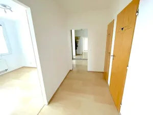 Pronájem bytu 3+kk, Čelákovice, Na Stráni, 68 m2