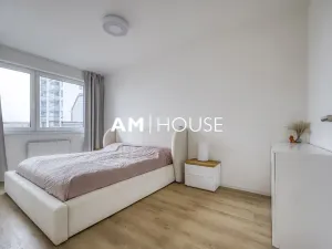 Prodej bytu 3+kk, Praha - Hloubětín, Kolbenova, 72 m2