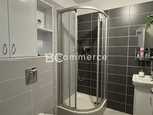 Pronájem kanceláře, Brno, U Leskavy, 92 m2