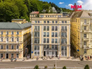 Pronájem obchodního prostoru, Mariánské Lázně, Masarykova, 101 m2