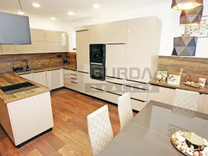 Prodej rodinného domu, Neratovice, 117 m2