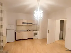 Prodej bytu 1+kk, Praha - Letňany, Místecká, 25 m2