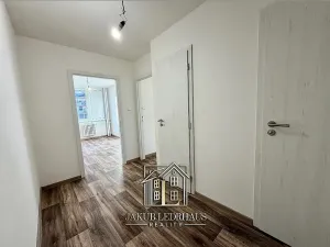 Prodej bytu 2+kk, Praha - Kamýk, Smotlachova, 44 m2