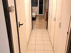 Pronájem bytu 1+kk, Praha - Radotín, Vrážská, 28 m2