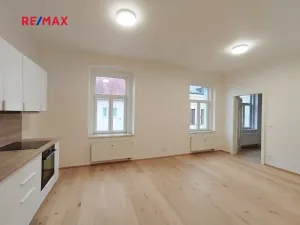 Pronájem bytu 3+kk, Plzeň, Jablonského, 75 m2