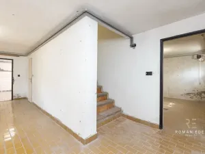 Prodej vícegeneračního domu, Praha - Záběhlice, Střemchová, 348 m2