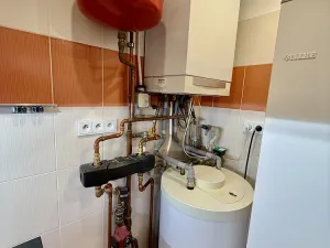 Pronájem rodinného domu, Jesenice - Zdiměřice, Skřivanová, 345 m2