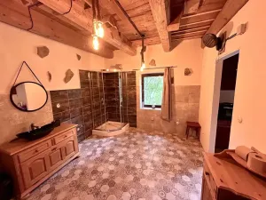 Prodej apartmánu, Líšnice, 300 m2