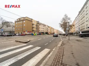 Pronájem bytu 2+1, Praha - Žižkov, Hartigova, 56 m2