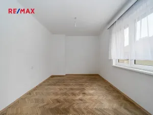 Pronájem bytu 1+kk, Praha - Libeň, Na kopečku, 33 m2