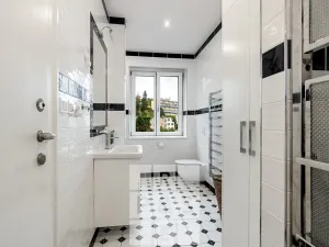 Prodej bytu 3+1, Praha - Smíchov, Nad Laurovou, 98 m2