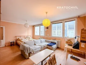 Pronájem bytu 1+kk, Praha - Řepy, Makovského, 40 m2