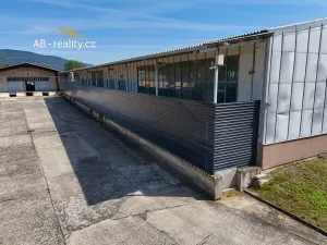 Pronájem skladu, Novosedlice, 2225 m2