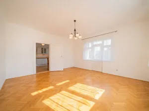 Pronájem vily, Praha - Modřany, Nečova, 200 m2