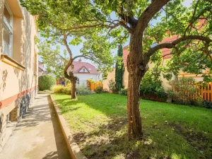 Pronájem vily, Praha - Modřany, Nečova, 200 m2