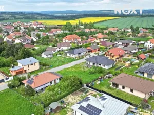 Prodej pozemku pro bydlení, Lipovec, 738 m2