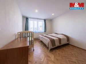 Prodej rodinného domu, Spálené Poříčí - Struhaře, 225 m2