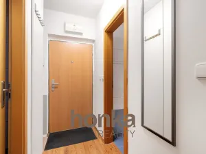 Prodej bytu 2+kk, Praha - Nusle, Mojmírova, 46 m2