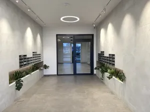 Pronájem bytu 1+kk, Praha - Hrdlořezy, V třešňovce, 40 m2