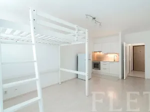 Pronájem bytu 1+kk, Praha - Letňany, Křivoklátská, 27 m2
