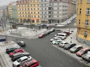 Pronájem bytu 1+kk, Praha - Nusle, Kloboučnická, 28 m2