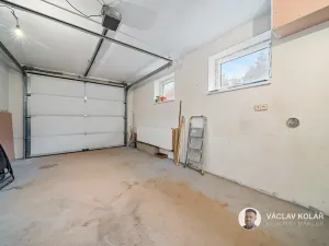 Prodej rodinného domu, Pecka, 176 m2