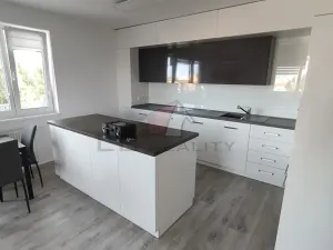 Pronájem bytu 3+kk, Nymburk, Ke Strouze, 90 m2