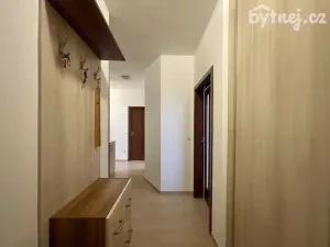 Pronájem bytu 3+kk, Olomouc - Nové Sady, Novosadský dvůr, 67 m2