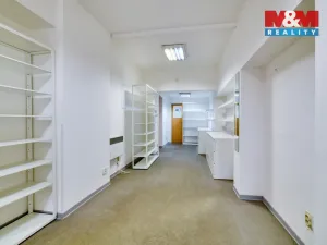 Pronájem obchodního prostoru, Mariánské Lázně, Hlavní třída, 40 m2