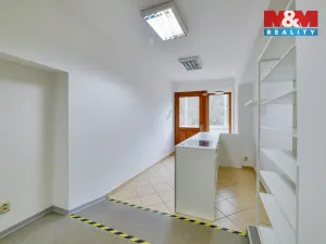 Pronájem obchodního prostoru, Mariánské Lázně, Hlavní třída, 40 m2