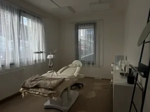 Prodej komerční nemovitosti, Praha - Vokovice, K Červenému vrchu, 47 m2