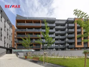 Prodej bytu 1+kk, Praha - Háje, Sochorcova, 33 m2