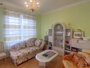 Prodej vily, Praha - Suchdol, 243 m2