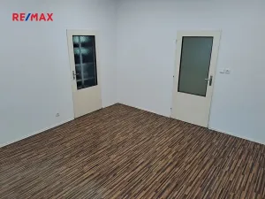 Pronájem kanceláře, Praha - Řepy, Třanovského, 143 m2